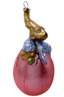 Hase in Ei rosa